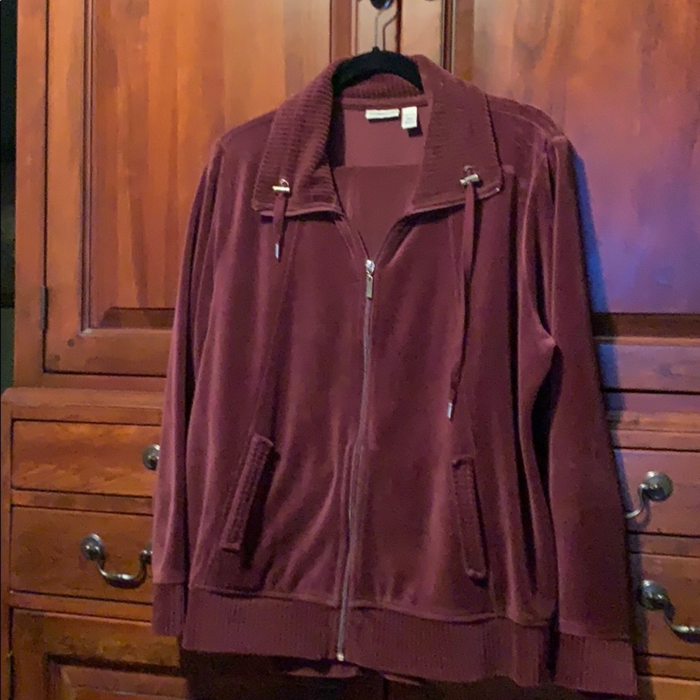 Burgundy velour lounge / sweatsuit